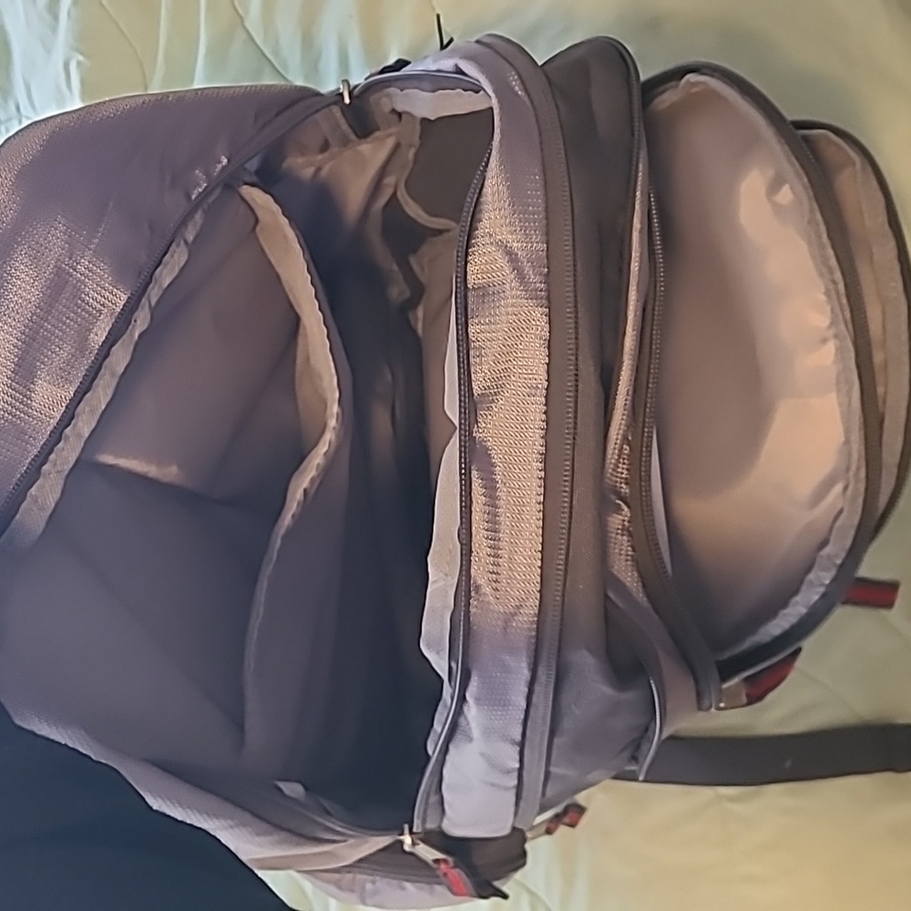 COPY - Backpack - Picture 2 of 3